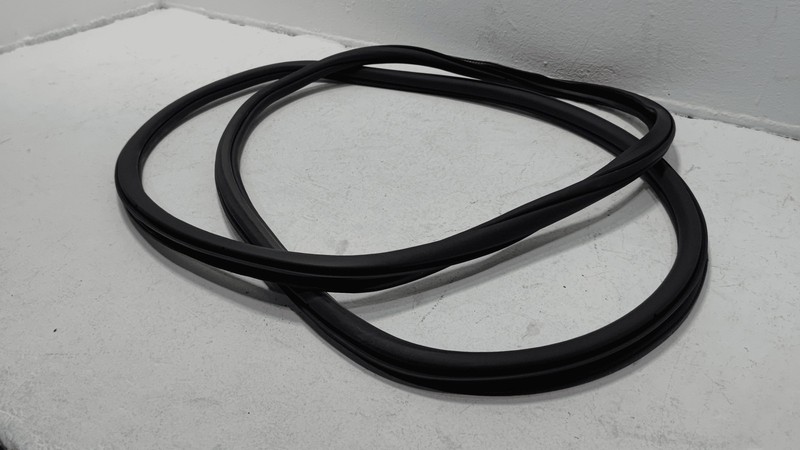 Used 2018 - 2025 Volkswagen Atlas Rear Passenger Side Door Body Weatherstrip Seal OEM