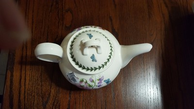PORTMEIRION BOTANIC GARDEN 2 qt TEAPOT W LID  England NEW