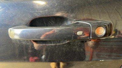 Used Left Front Outside Door Handle fits: JEEP GRAND CHEROKEE Left 11-22