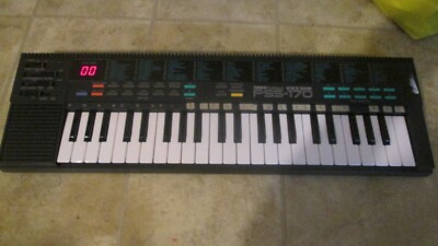 Vintage 80's  Yamaha  PortaSound PSS-170   electronic keyboard