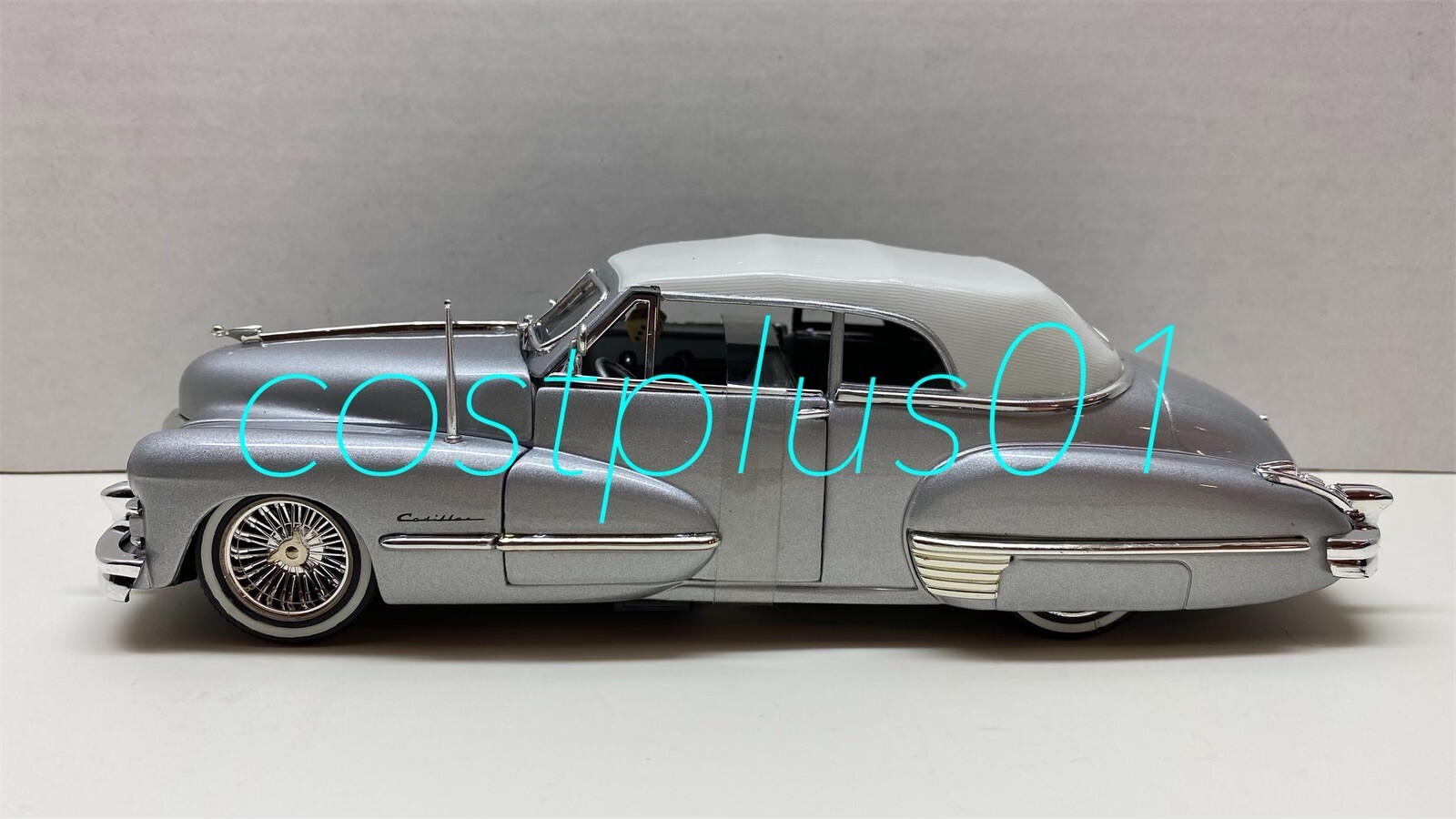 JADA STREET LOW 1947 CADILLAC SERIES 62 1:24 SILVER WITH