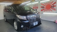 Toyota Alphard 2.5 auto black automatic 4wd only 51k miles in stock 2015