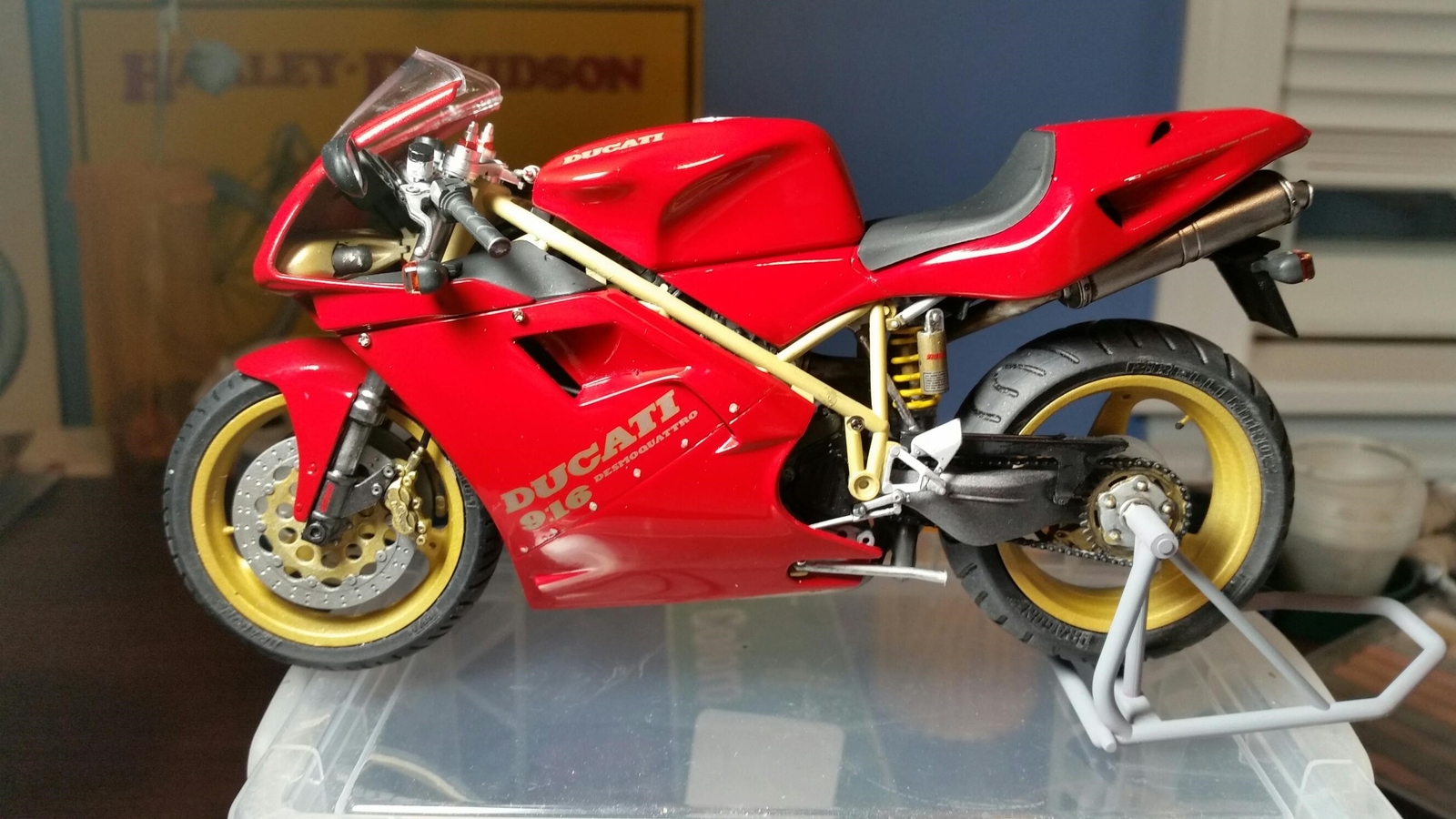 Tamiya 1/12 Ducati 916 Motorcycle Model Kit [TAM14068] | eBay