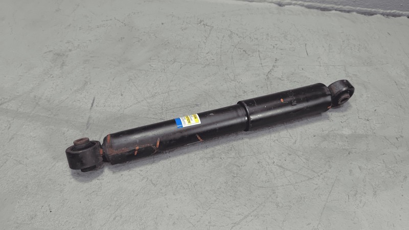 Used 2017-2019 Toyota Highlander Rear Left or Right Side Shock Absorber OEM