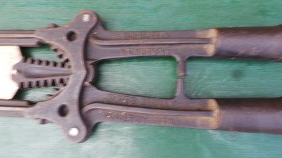 Vintage Cast Iron Wooden Handles Cattle Dehorner Tool JAMES SCULLY POMEROY PA