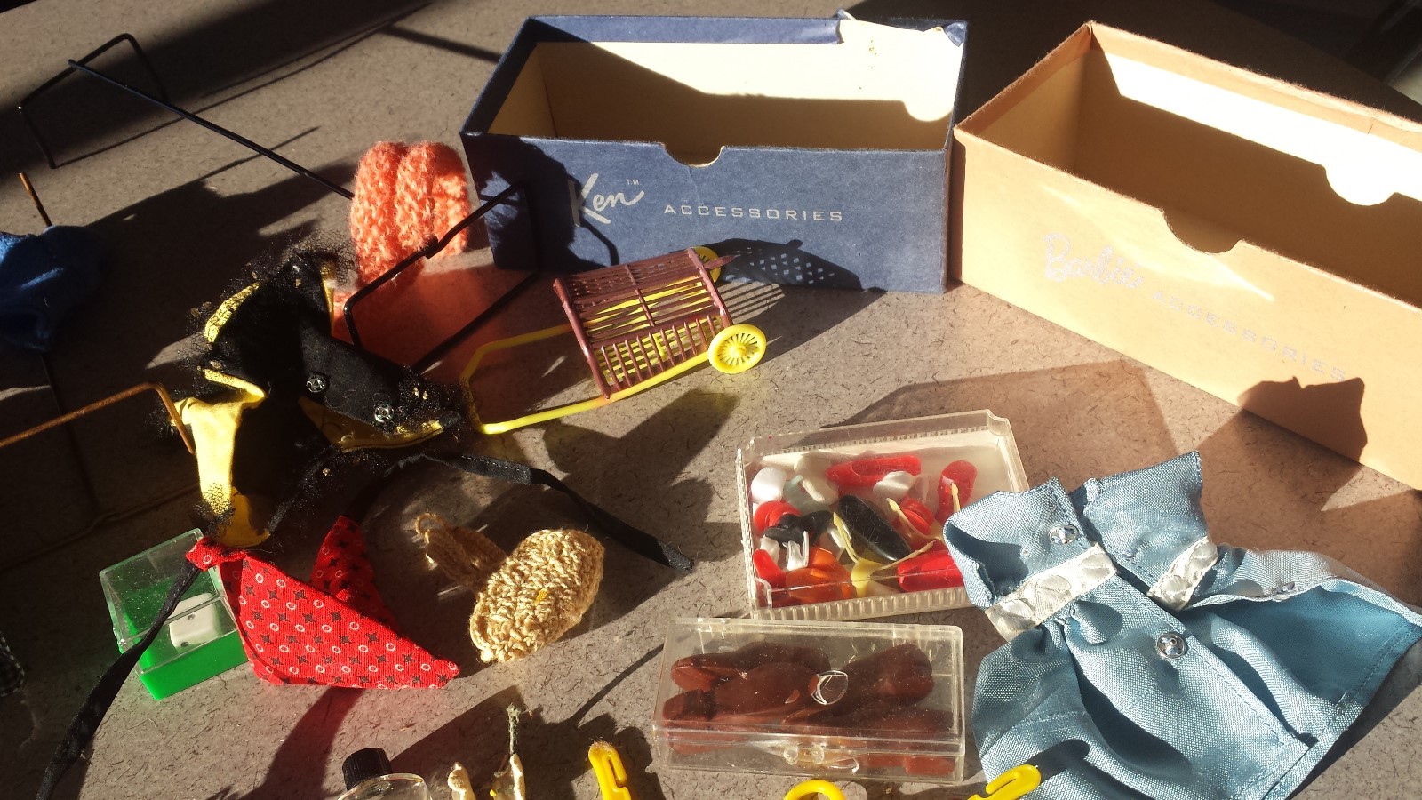 Mattel Barbie 1963 Skipper 1960 Ken Doll Midge 1958 Case Clothes Accessories