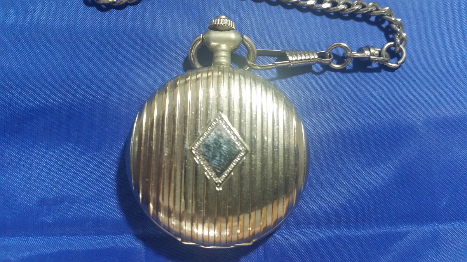 Details Quartz Pocket Watch witch Chain