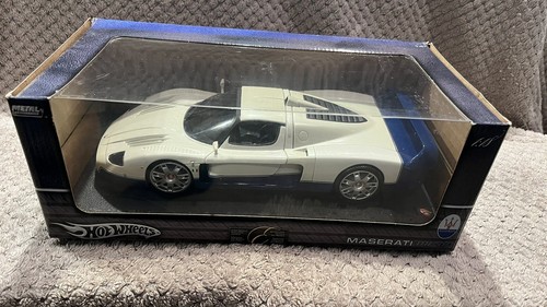 ミニカー HOT WHEELS MC12 MASERATI 18/1 $_12.JPG?set_id=880000500F
