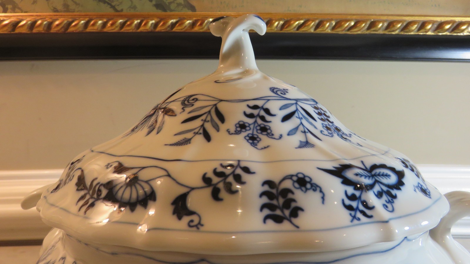 Blue Danube Large Round Soup Tureen With Lid Ladle and Underplate Platter MINT