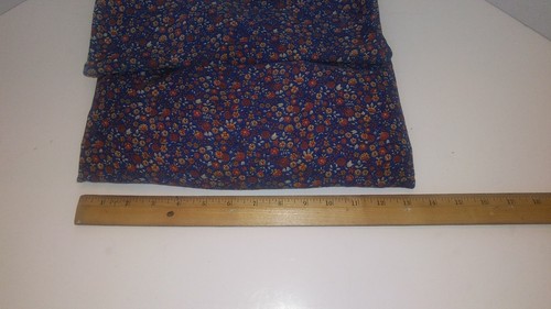 Vintage Clothes Pin Bag Wood Wire Hanger with 64 Wood Clothes Pins *G*