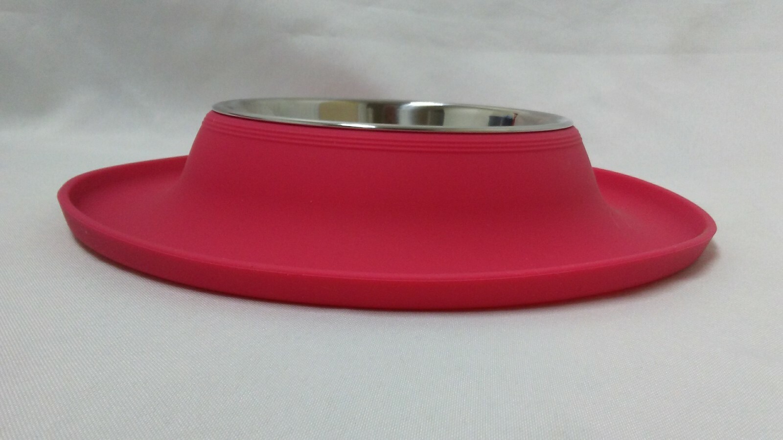 LOT OF 2 PET MAGASIN DOG CAT FEED WATER BOWL NON SLIP SURROUNDING TRAY CORAL