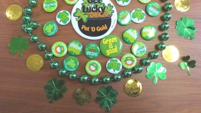 ST. PATRICK'S DAY Pin Buttons, Green Beads, Shamrocks, Coins, Party IRISH