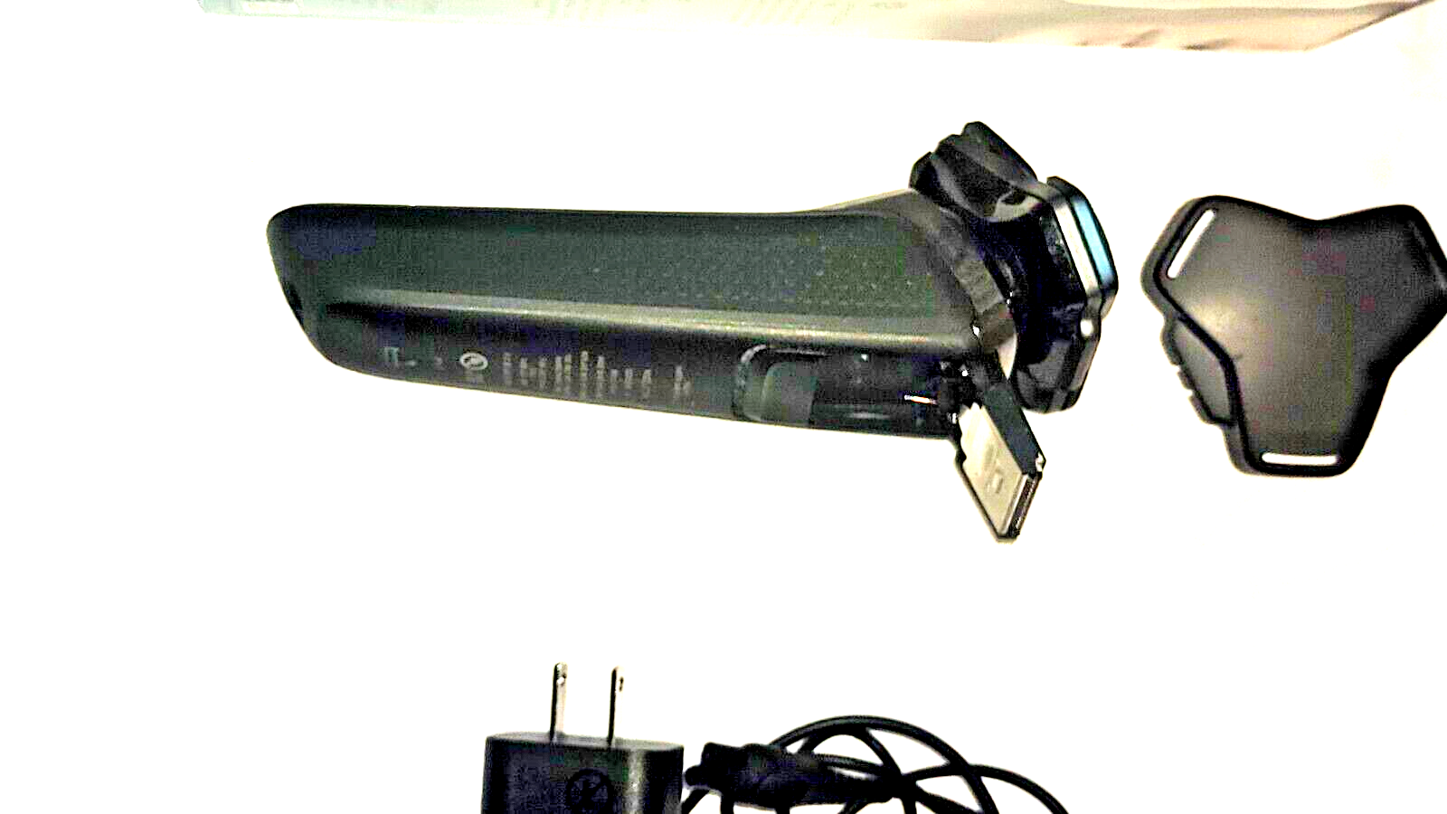 Philips Norelco Shaver 7100 Rechargeable Wet Dry Shaver with SenseIQ