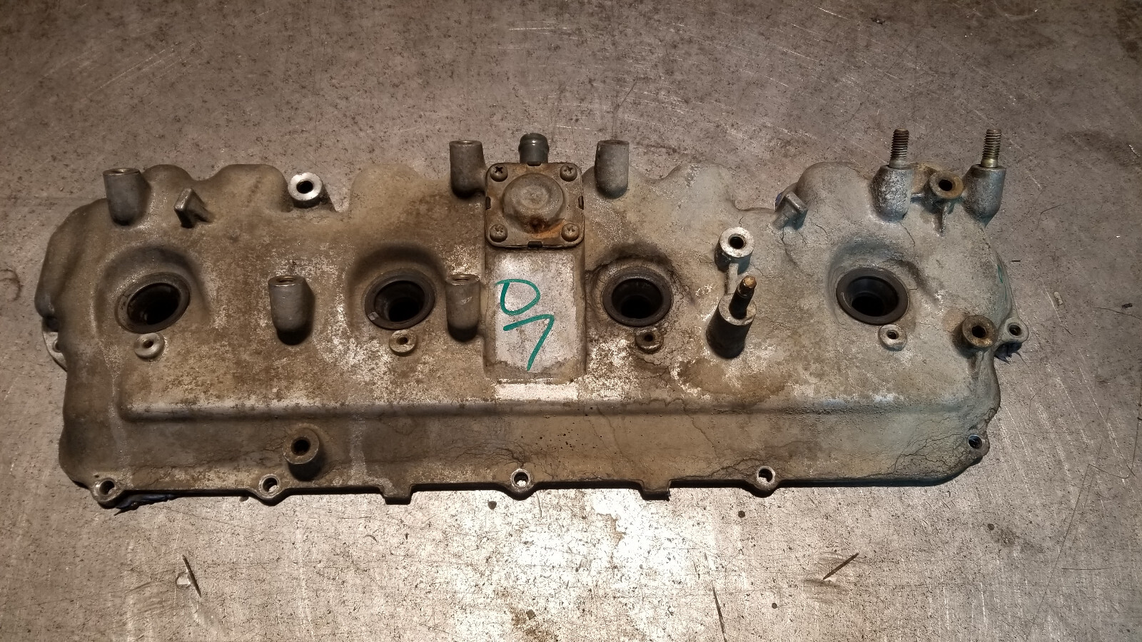 97223559 01 02 03 04 LB7 Duramax Diesel UPPER Valve Cover  - Picture 1 of 7