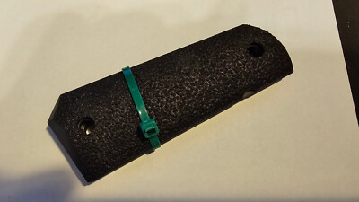 HOGUE 1911 grips full size government/commander Black polymer/rubber grip panels