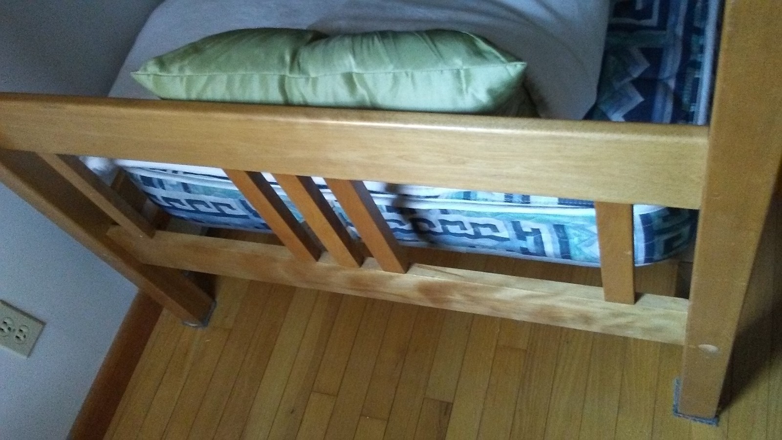 Bunk beds, hancrafted solid Birch, Quality construction