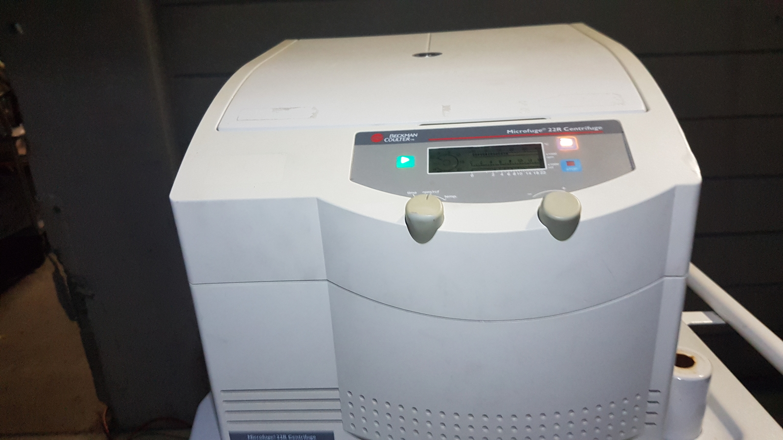 Beckman Coulter Microfuge 22R Centrifuge