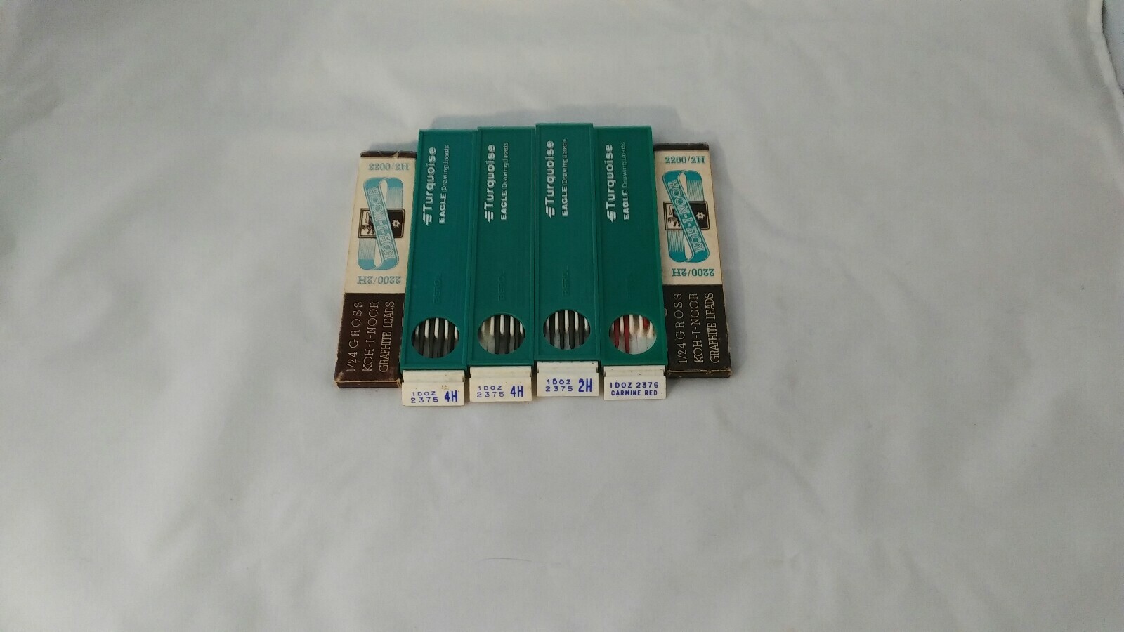 ART DRAFTING TURQUOISE EAGLE DRAWING GRAPHITE LEADS KOH-I-NOOR 4H  2H