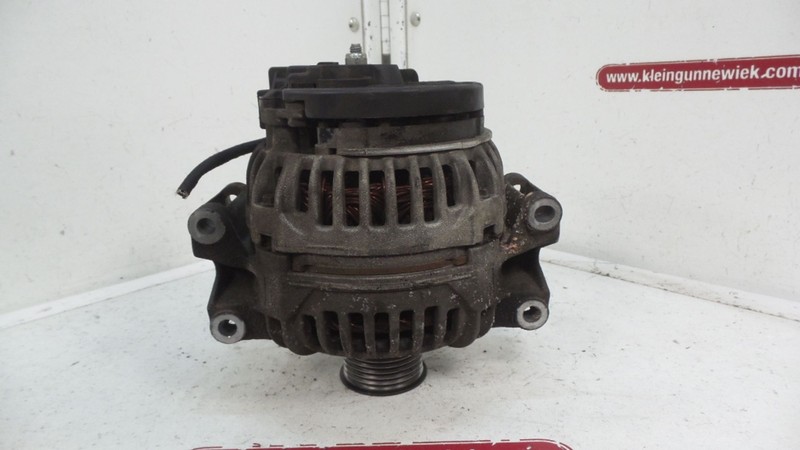 Alternateur Mercedes-Benz C (W204) 2008 A2721540002/0124525055/A0009061102