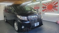 Toyota Alphard 2.5G auto black automatic awd 4wd only 51k miles in stock 2015