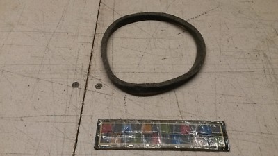 NOS Navistar Rear Leaf Spring Seal Felt 98645R1 7409312 7979267 Meritor 5X625