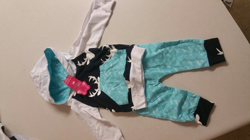 0-6 Mon boy nwt Jogging Suit w white deer and hood