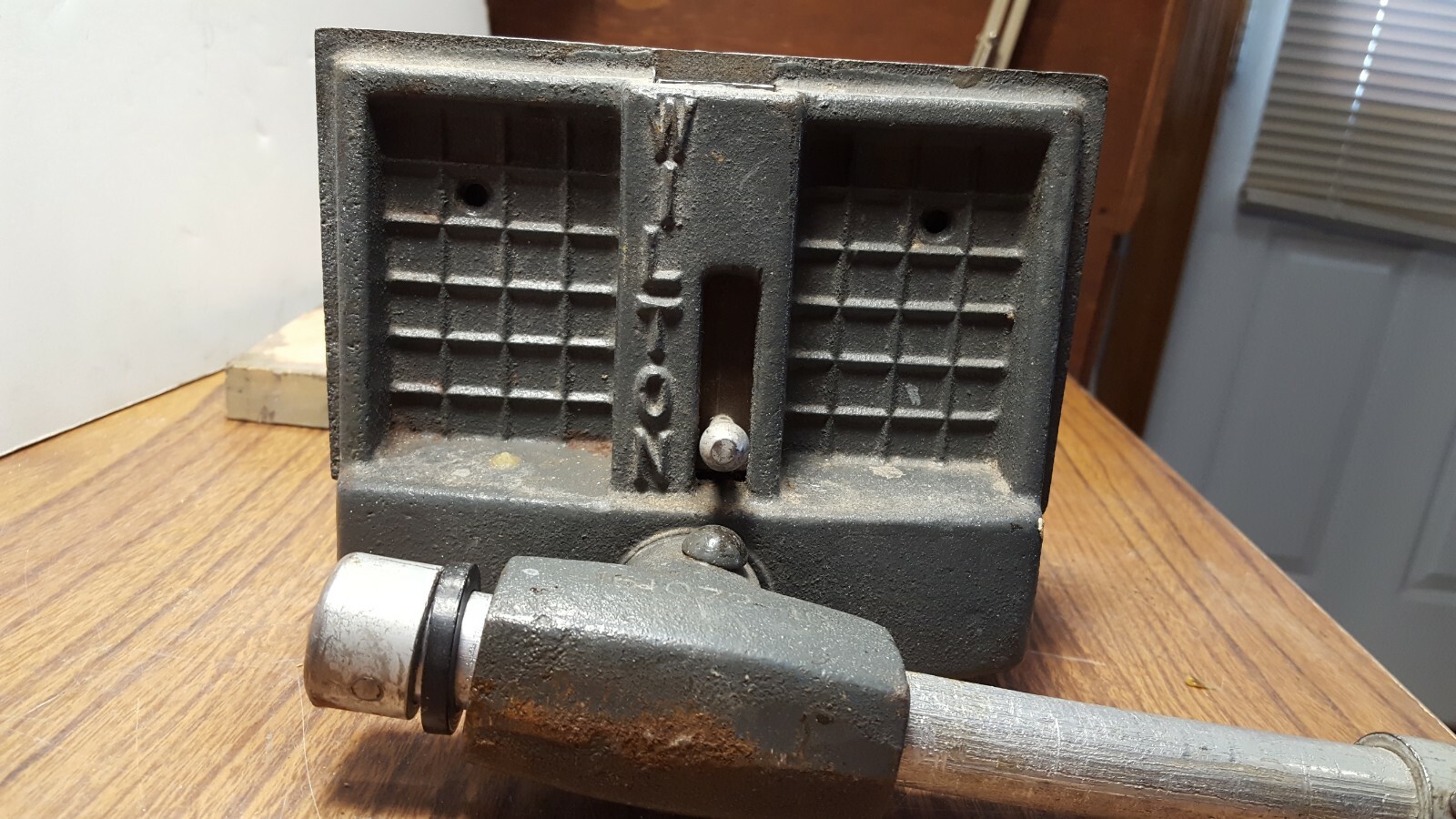 Vintage Wilton W9-63 Under Bench Woodworking Vise 7