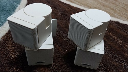 Bose jewel cube speakers white
