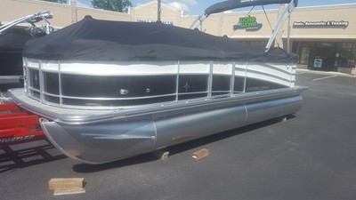 2017 Berkshire (NEW) Pontoon Boat