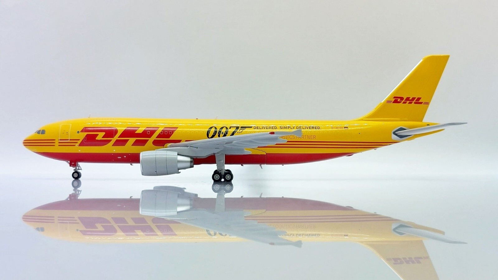 ポチ商会さん専用です♦♦Airbus A380 1/150Scale ポチ商会さん専用です♢♢Airbus A380 1/150Scale