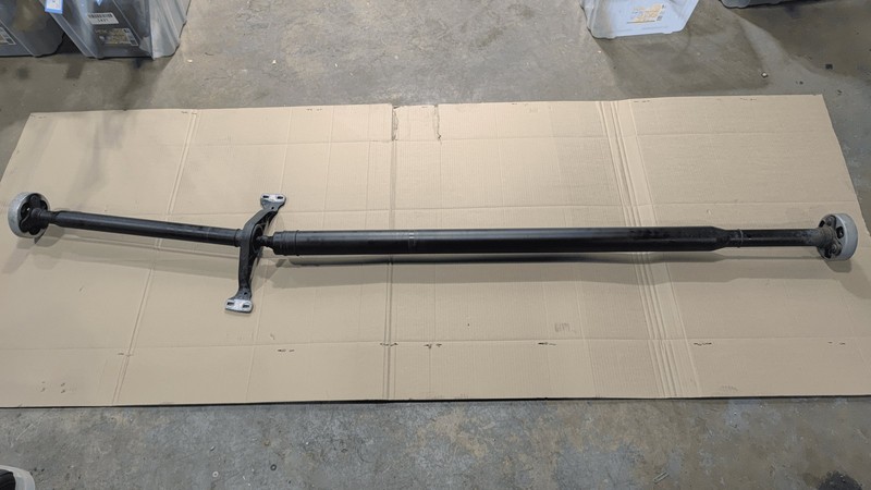 Used 2018-2024 Volkswagen Atlas AWD Rear Drive Shaft Driveshaft Assembly OEM