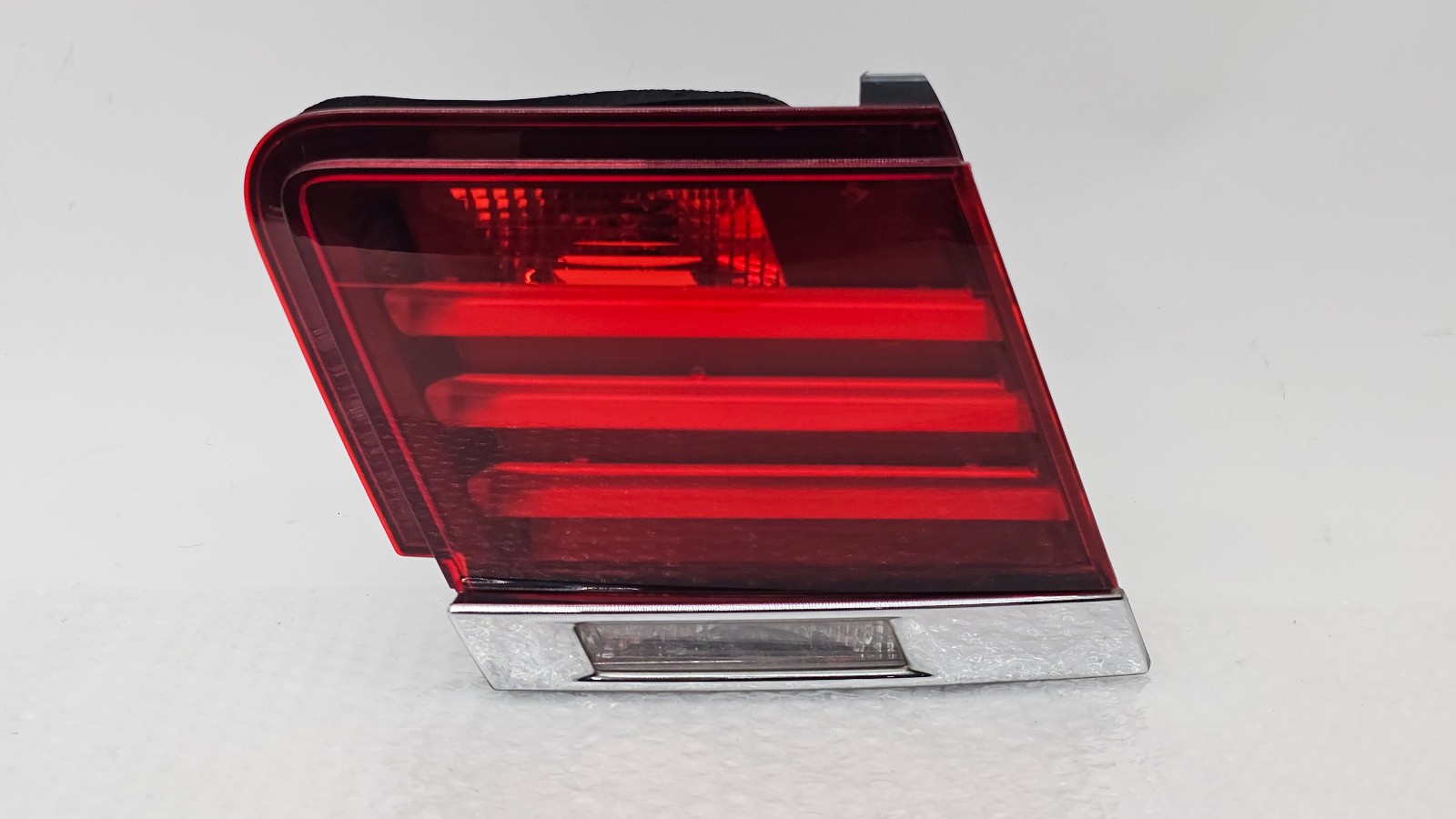 13-15 BMW F01 F02 740i 750Li Rear Left Side Inner Tail Light Taillight Lamp OEM