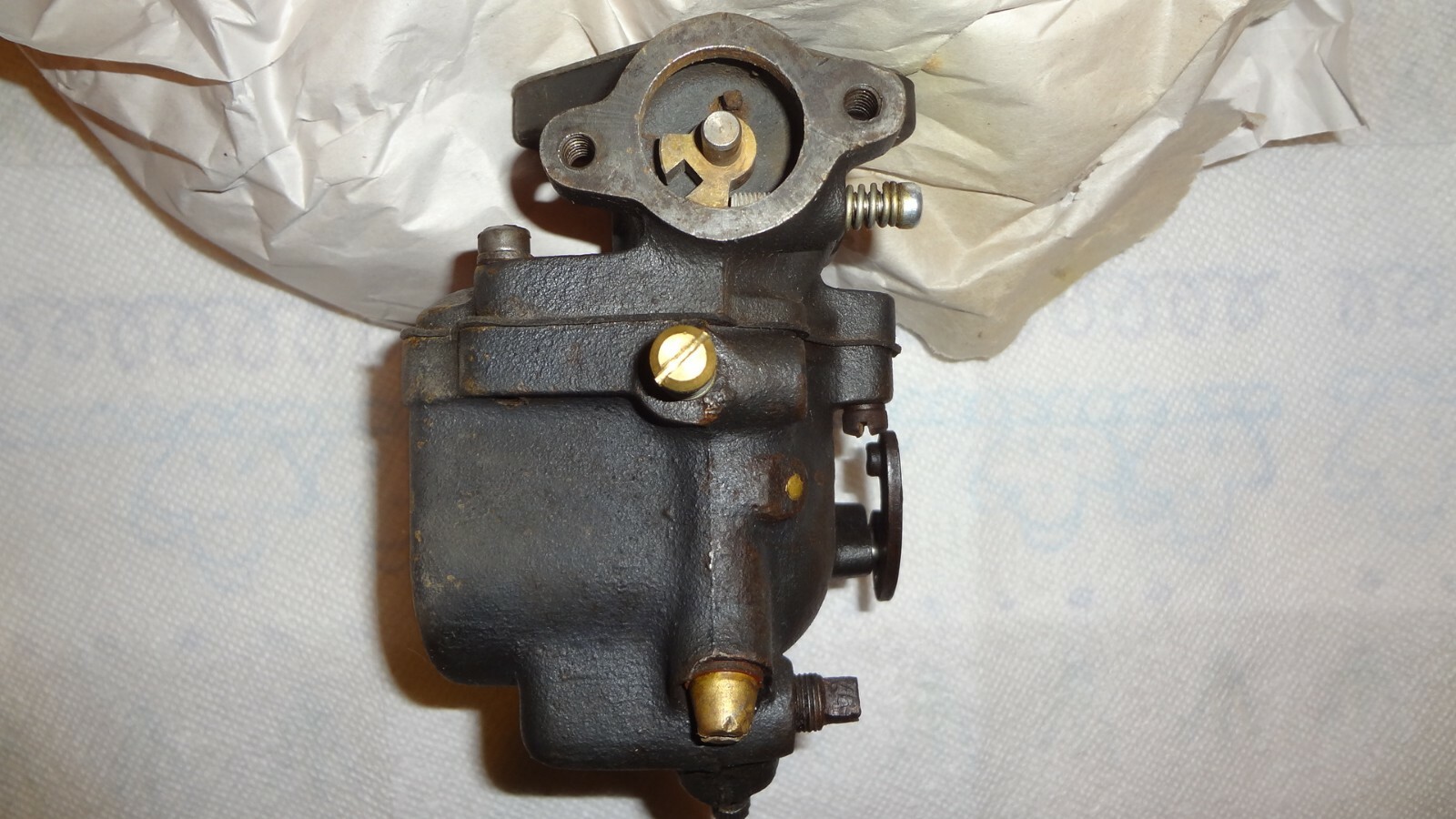 FARMALL H CARBURETOR  International Harvester Carb,  50981