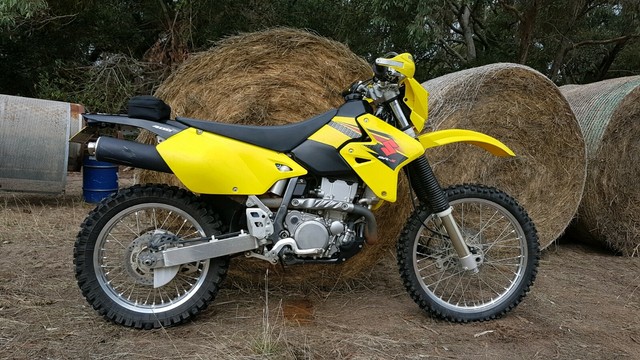 Suzuki drz 400e