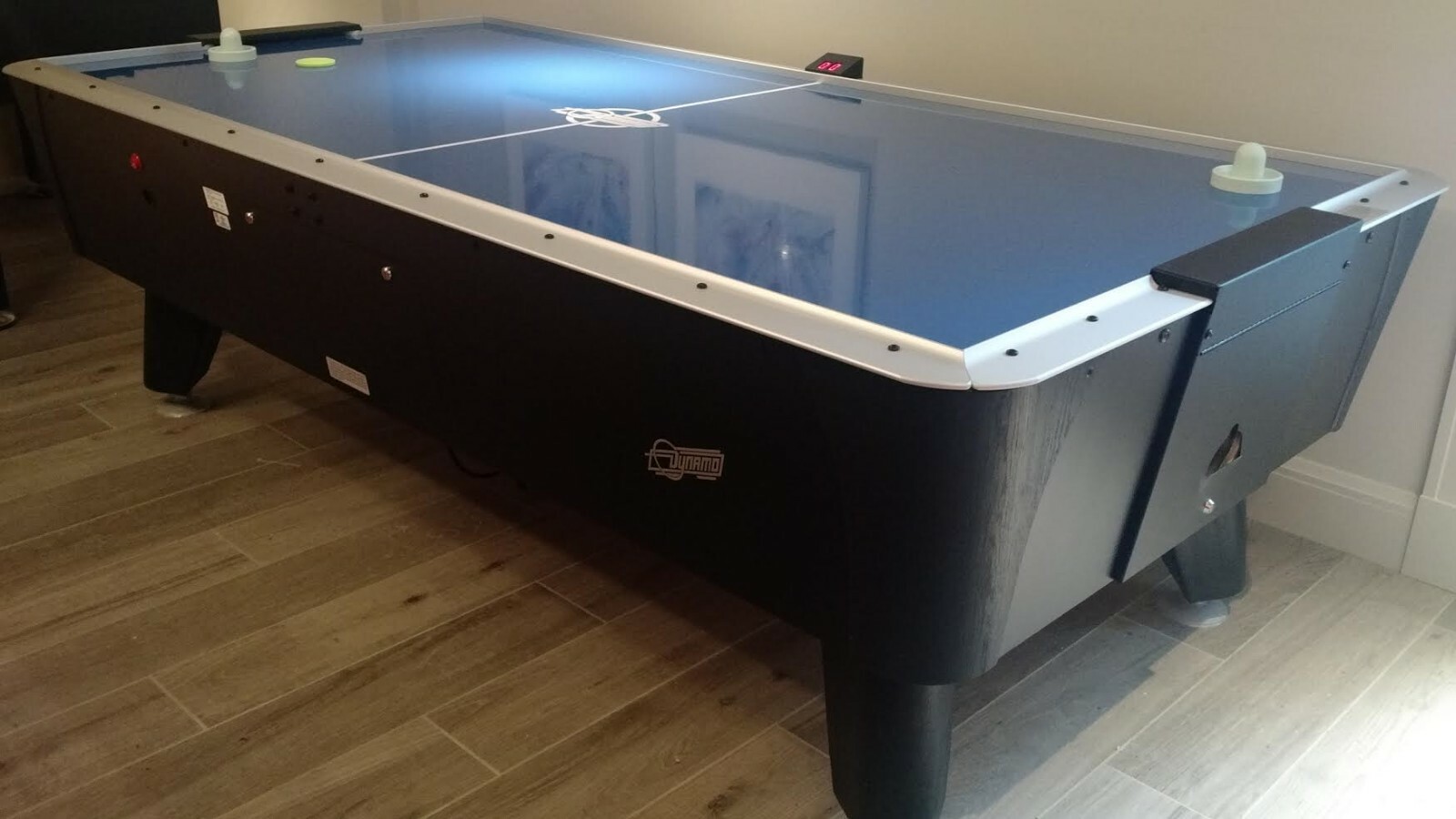 Dynamo Pro Style Air Hockey Table 8' Plus FREE additional accessories! eBay
