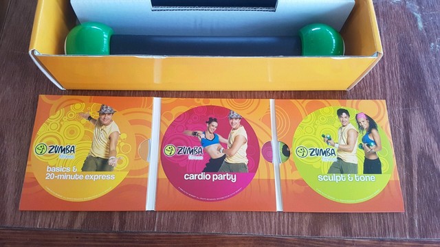 Zumba Instructor Dances To Vehicle Alarm In The Maximum Appropriate