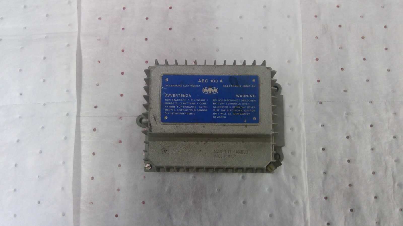 Original Ferrari 246 Dino Magneti Marelli AEC 103A Dinoplex
