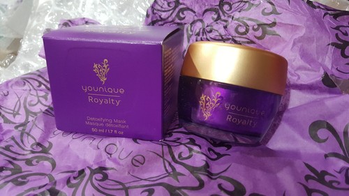 NEW Younique Cleansing Royalty DETOXIFYING Face Mask w/ Bamboo Charcoal