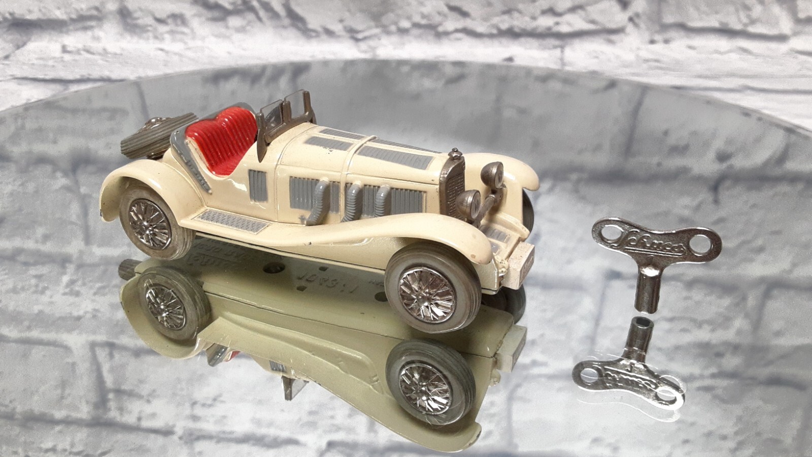 RARE Vintage 1950's Schuco Wind Up Mercedes SSK 1043/1 made