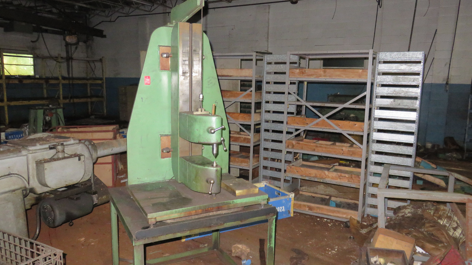 Stuhr 12 x 24 “ Precision Vertical Bench Centers