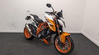 KTM 1290 SUPERDUKE R SPECIAL EDITION ** AKRAPOVIC EXHAUST - 12 MONTHS MOT **