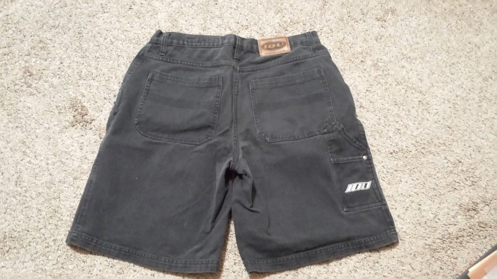 IOU BLACK SHORT SZ 36 100% COTTON FOR MENS