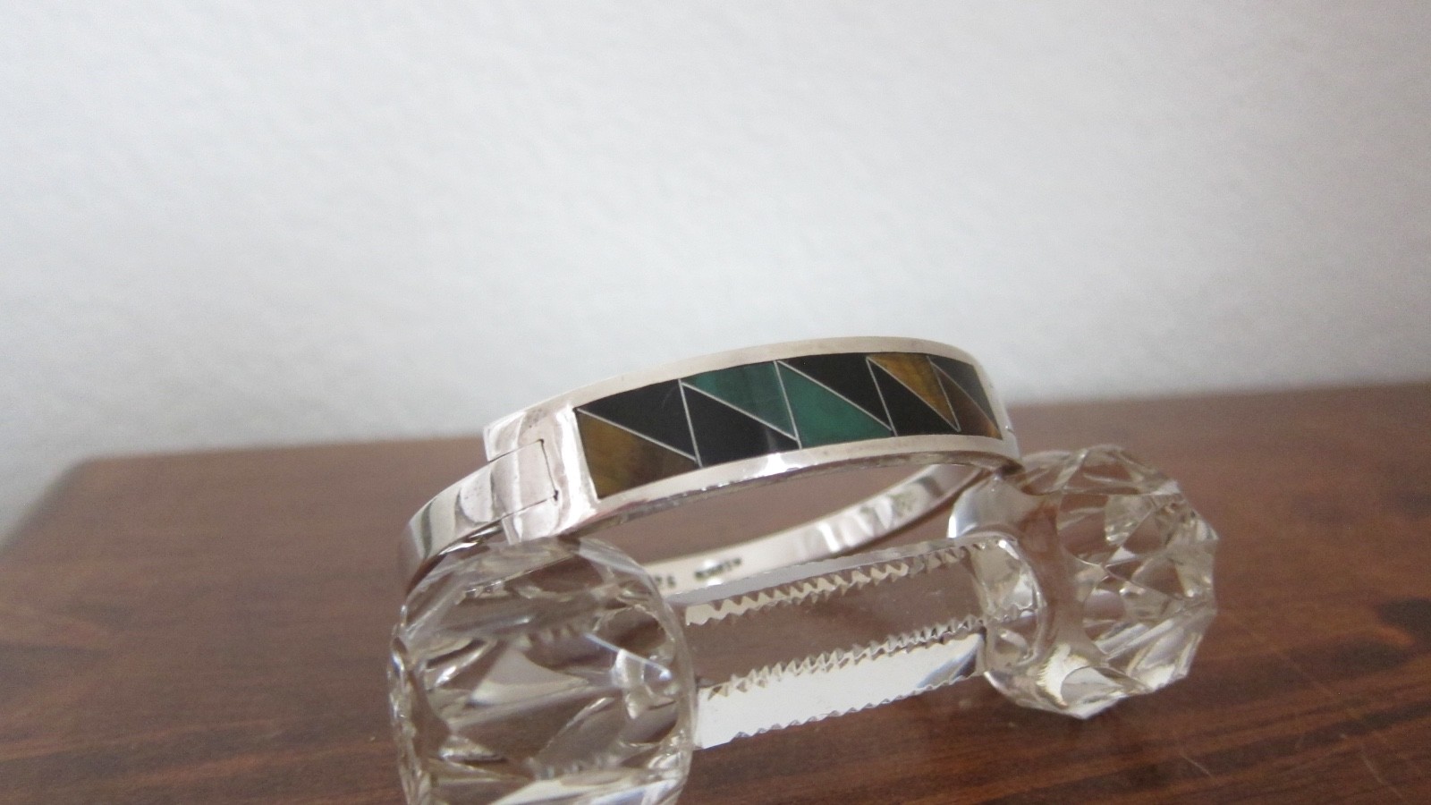 Vintage ~ Mexican Sterling Silver Green Multi color Onyx Design Bangle Bracelet~