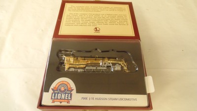 Hallmark Lionel 100 Anniversary 700 J1E Hudson Steam Loco Q-147