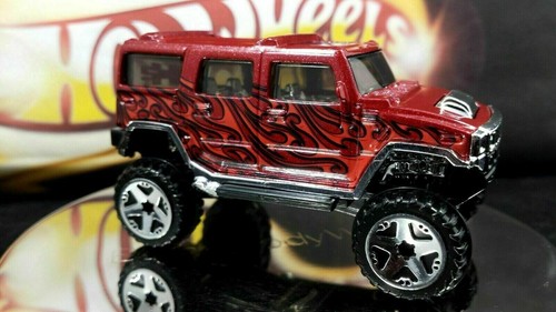 Hot Wheels 2006 Hummer H2 Metalflake Dark Red Side Flames Chrome Interior Nice
