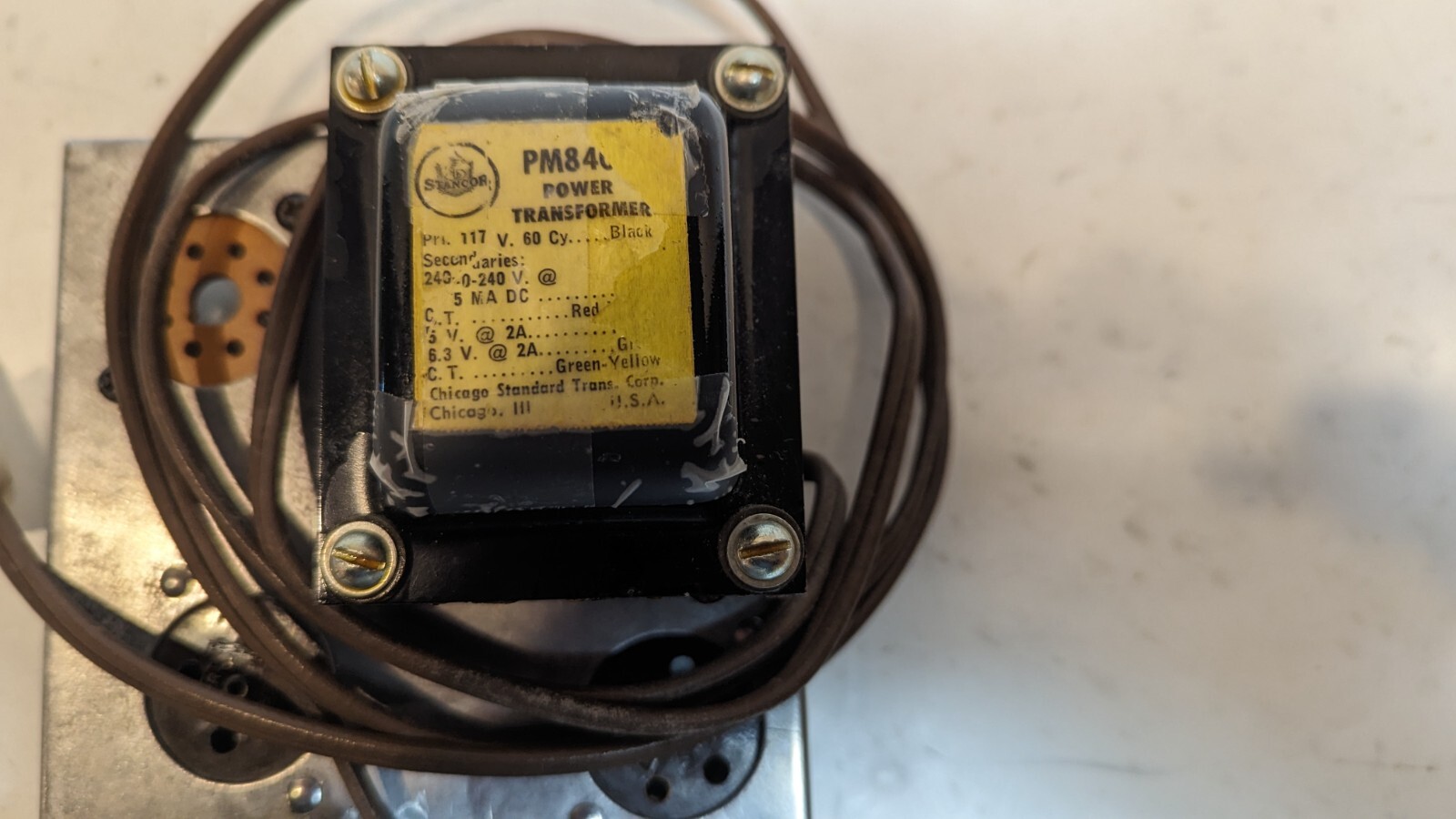 Vintage Wards Model 62-425 Radio(parts only)