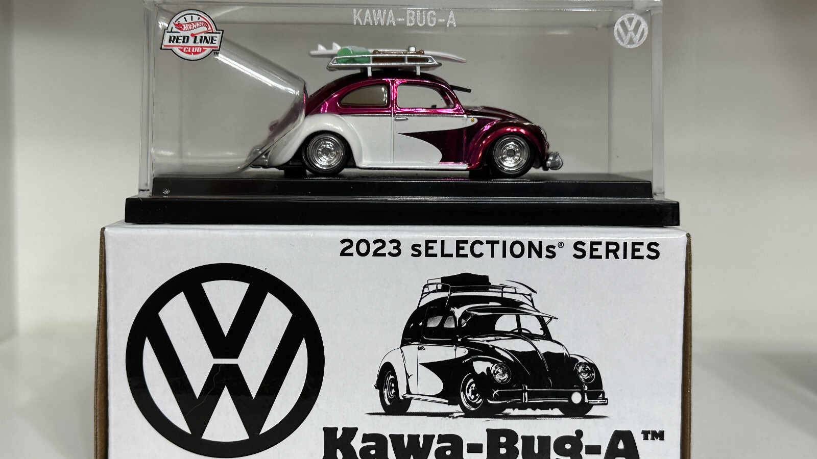 ホットウィール ＶＷ BUG コンバーチブル (赤系) Amazon.com: Hot Wheels Volkswagen Beetle, Red Edition 2/12