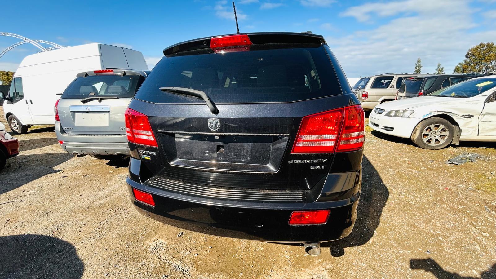 2011 Dodge Journey GRILLE RADIATOR GRILLE JC 05/08-07/11 image 8