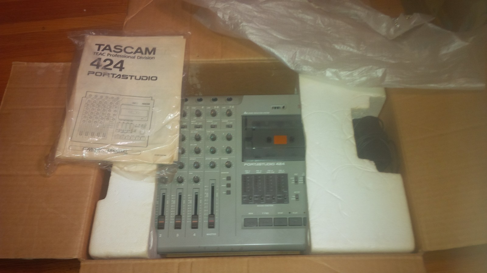 Tascam PortaStudio 424 Multitrack Cassette Tape Recorder Analog 4 track