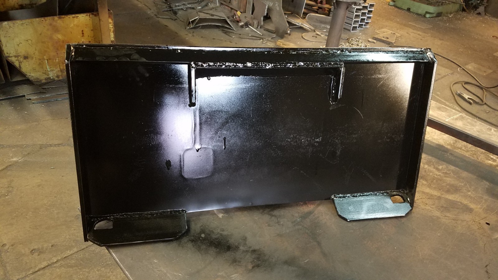 adapter fits Bobcat Mt to Toro Mounts plate. Mini skidsteer adapter hitch